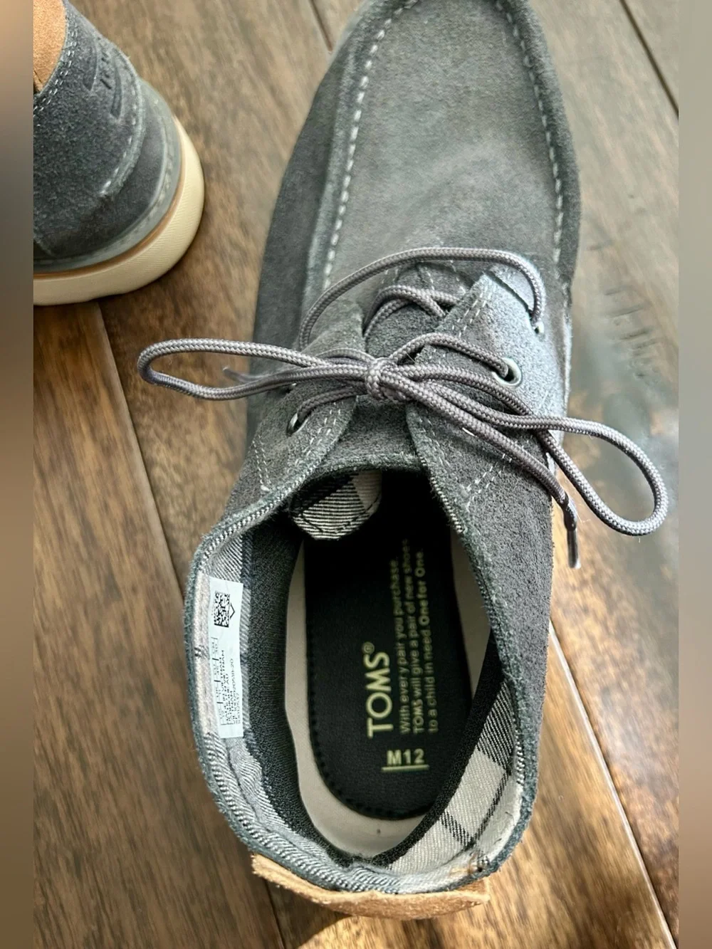 TOMS Men’s Size 12 Gray Suede Moc Toe Lace Up Shoes